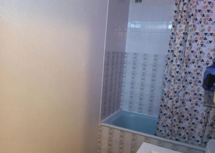 Avec Balcon Et Parking